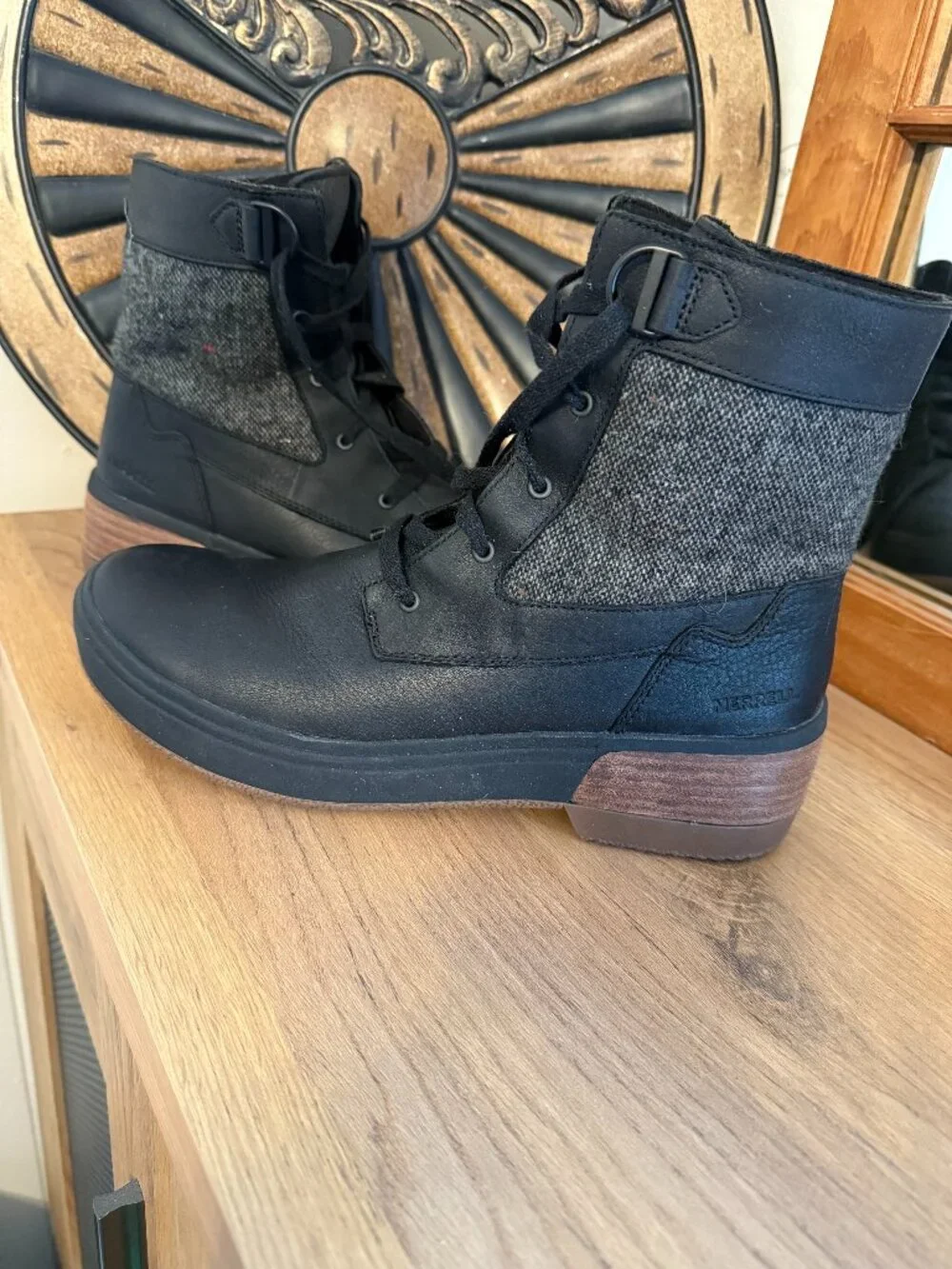 Merrell Haven Mid Lace Waterproof Boots with Textured Wool Panels - Size 10USA